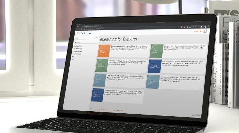 Tableau Explorer 라이선스가 있는 일반 데이터 사용자용 Tableau 온라인 학습 모듈을 표시하는 컴퓨터 화면.